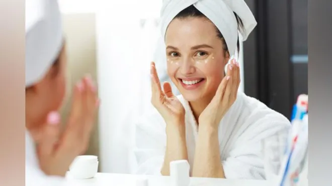 7 Cara Mengatasi Kulit Kering saat Berpuasa